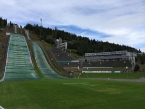Un petit saut, direction les tremplins de Lillehammer