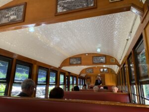 Intérieur d'un wagon du Kuranda Scenic Railway