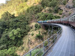 De Kuranda à Cairns, (l’autre) train de la mine