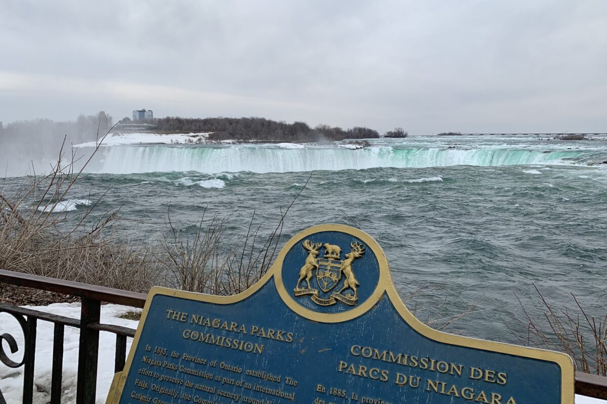 Les chutes du Niagara, côté canadien