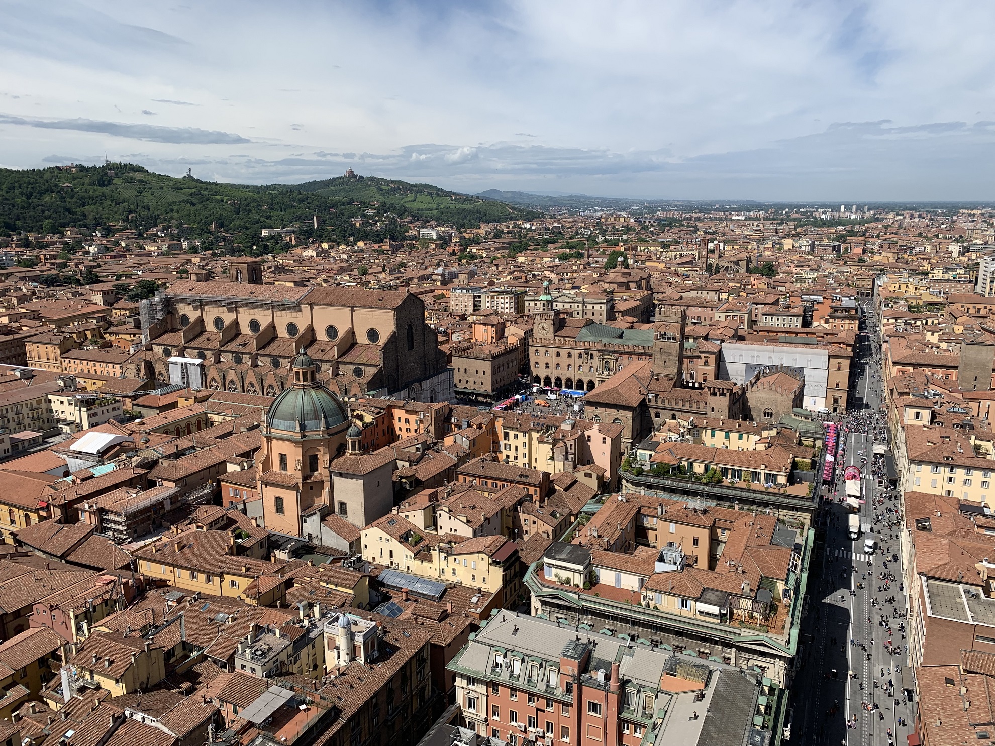 Vue sur Bologne depuis le sommet de la tour Asinelli