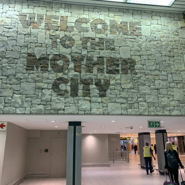 L'aéroport de Cape Town vous souhaite la bienvenue dans la "Mother City" !