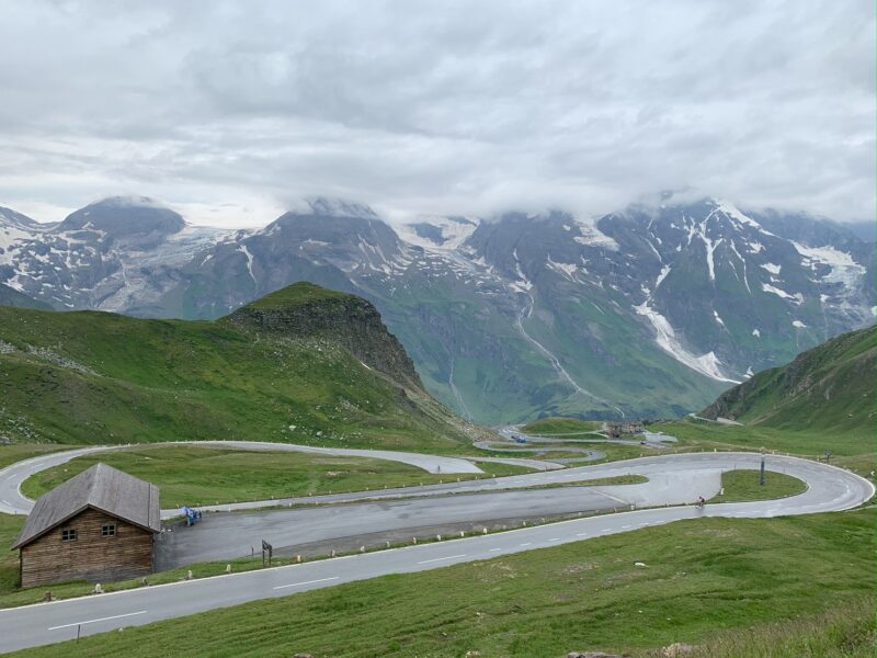 Des lacets de la route du Grossglockner (Hochalpenstrasse)