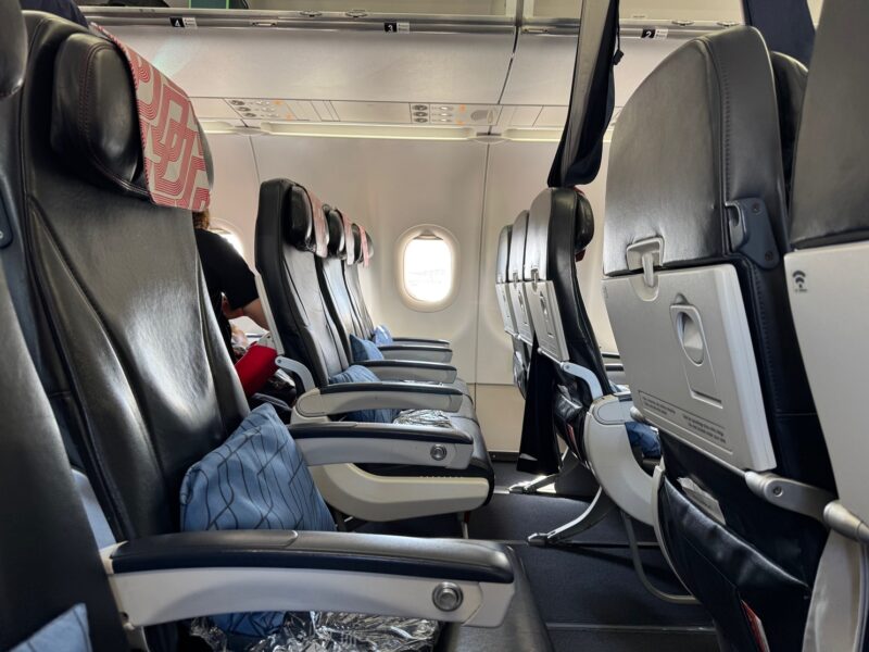 Vue sur la cabine de notre A320 vers Tbilissi (vol AF1052)