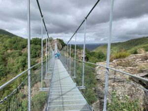 La vue depuis la passerelle de Mazamet