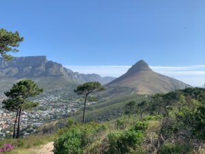La vue sur Lion's Head depuis les hauteurs de Signal Hill