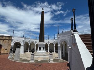 À Panama City, la Plaza de Francia