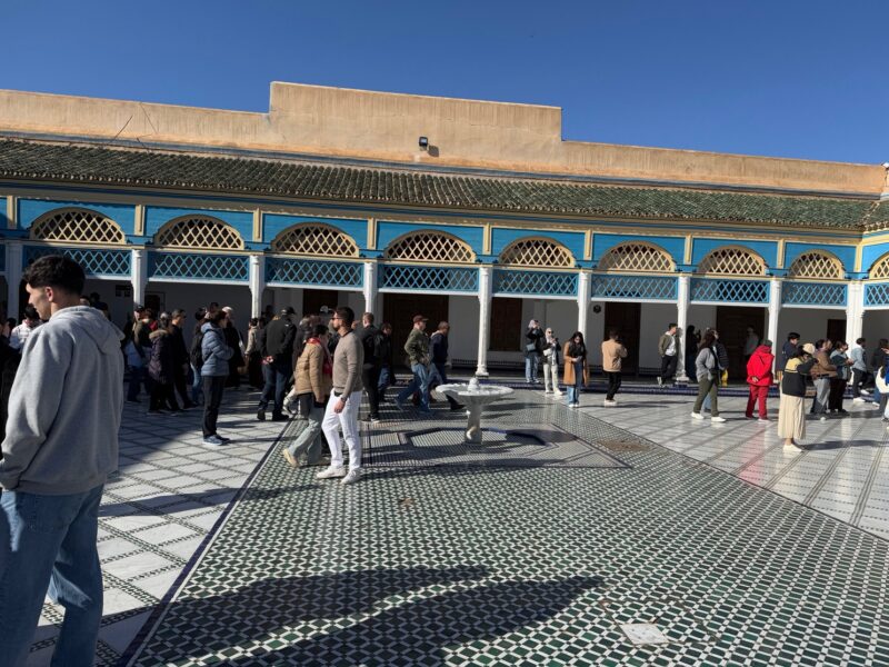 La Grande Cour de marbre du Palais de la Bahia, à Marrakech (Maroc)