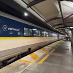 Un train Eurostar à quai à Gare du Nord, au départ de Paris vers Londres
