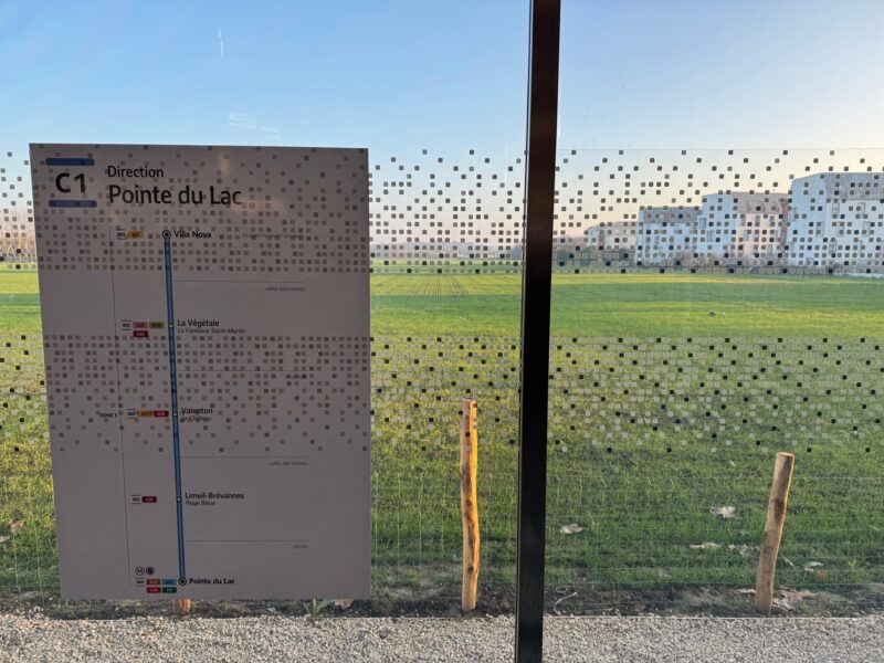 À son inauguration en décembre 2025, la ligne C1 est composée de 5 arrêts, entre Pointe du Lac (Créteil) et Villa Nova (Villeneuve-Saint-Georges)