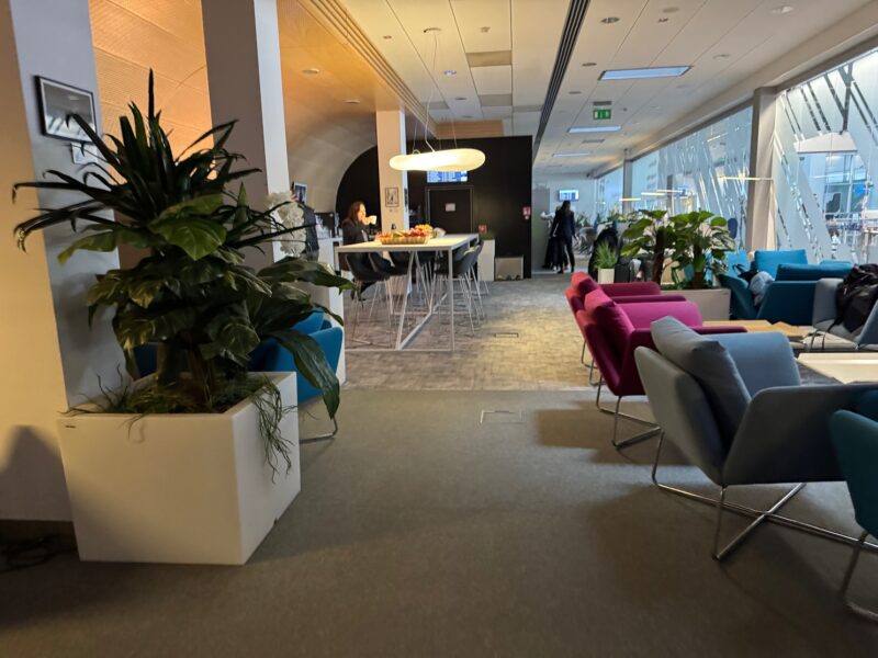 L'intérieur du salon Business Executive Lounge (BEL) de l'aéroport de Poznan