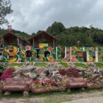 Un panneau "Boquete" à la Feria de las Flores à Bajo Boquete (Panama)