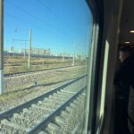 La vue depuis la fenêtre en arrivant en gare d'Astana-1 (Kazakhstan)