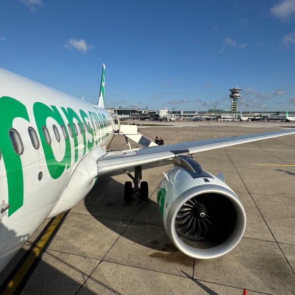 La vue sur l'Airbus A320neo de Transavia France qui opère notre vol entre Paris-Orly et Funchal (TO7694), le 26 mars 2026
