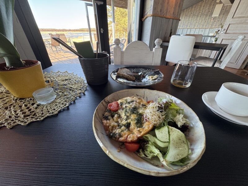 Quoi de mieux pour bien commencer la journée qu'un bon petit-déjeuner, avec vue ?