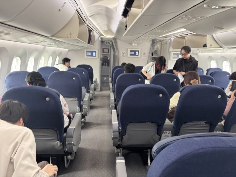 La cabine Wide Premium des Boeing 787-900 d'Air Premia est configurée en 2-3-2 (ici la plus vieille cabine de la flotte)