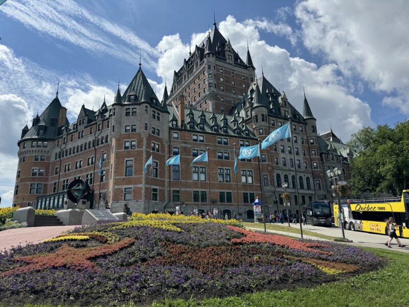 Le château Frontenac s'est rapidement imposé comme l'un des symboles de la ville de Québec
