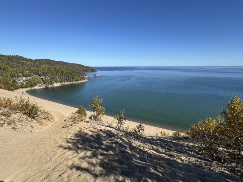 La vue sur le fleuve Saint-Laurent depuis les hauteurs des dunes de Tadoussac
